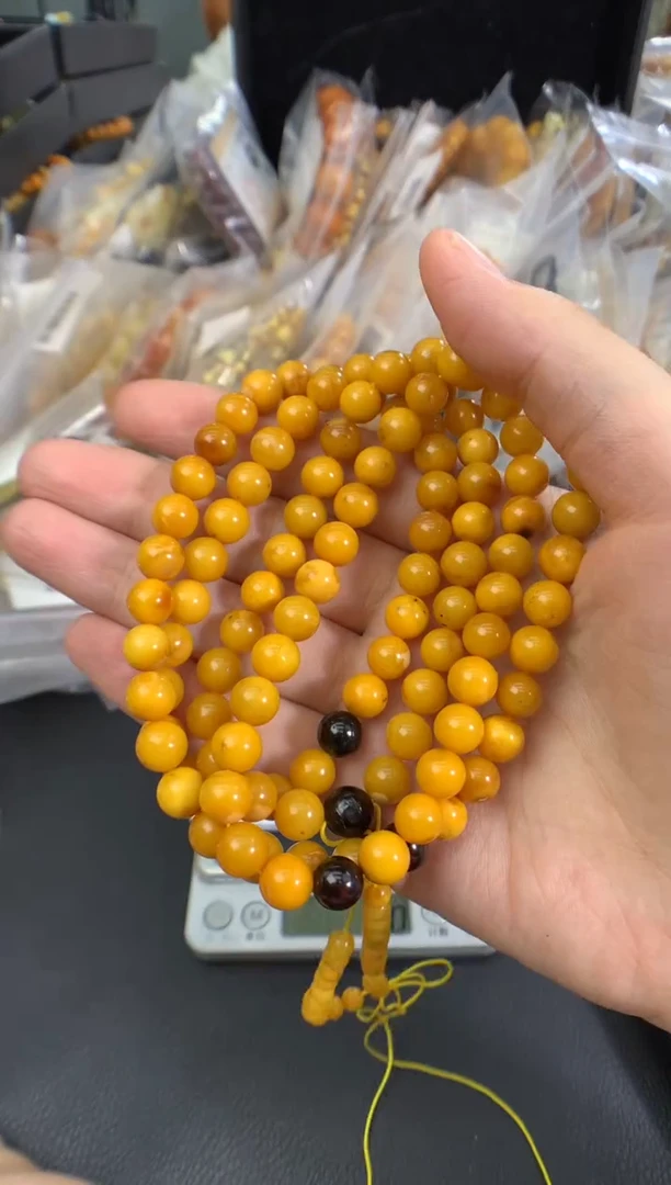 蜜蜡未镶嵌珠宝奇石1