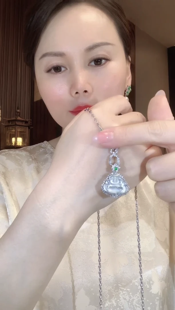 吊坠(不含链)18K金镶嵌翡翠A20