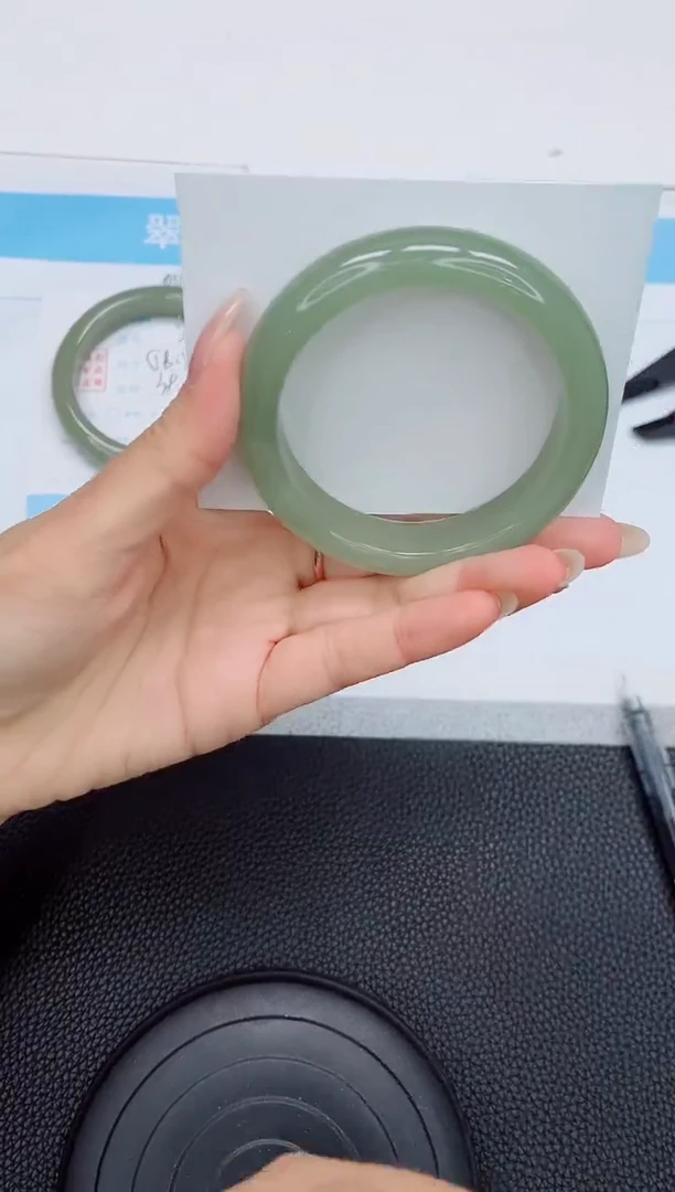 石英质玉手镯未镶嵌238-56.3