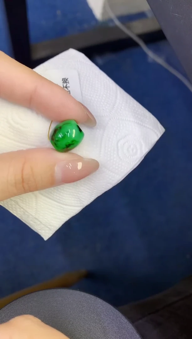 颈饰未镶嵌翡翠缅甸天然翡翠A货