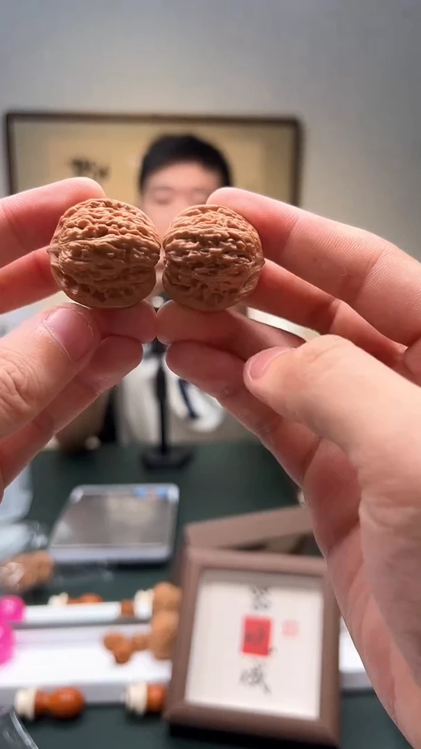 把件文玩核桃29mm+四座楼1对 40号