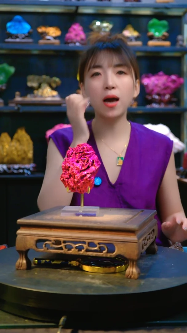 石材精品斑铜矿，矿物晶体摆件