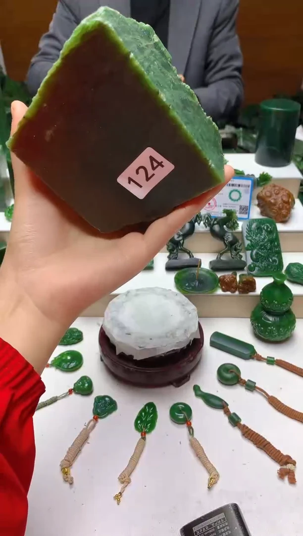 未镶嵌和田玉珠宝半成品1