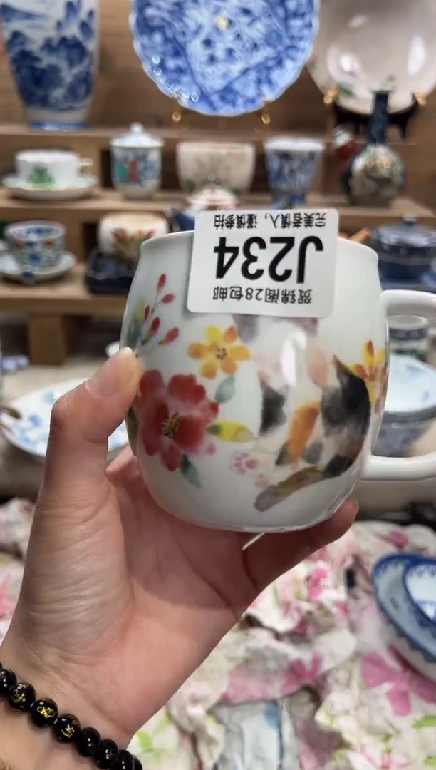 瓷片M****月      J234