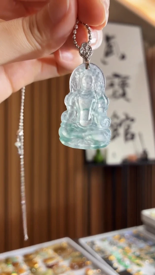 吊坠(不含链)18K金镶嵌翡翠吊坠