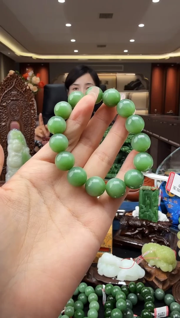 颈饰未镶嵌和田玉22by14