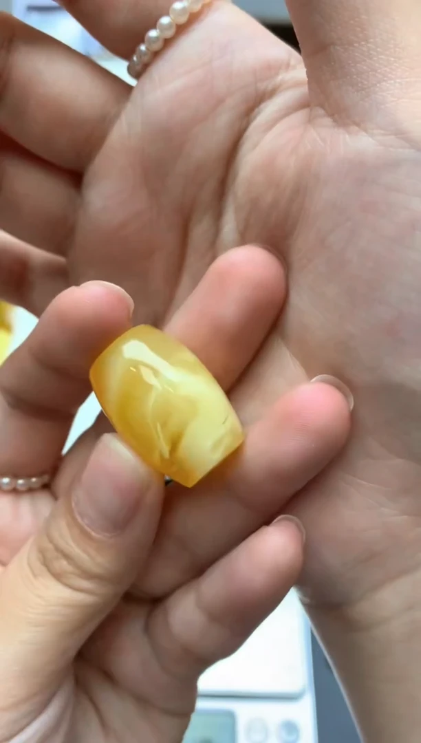 【闪购商品】琥珀珠宝奇石未镶嵌006琥珀蜜蜡花粉有纹小坑介意勿拍