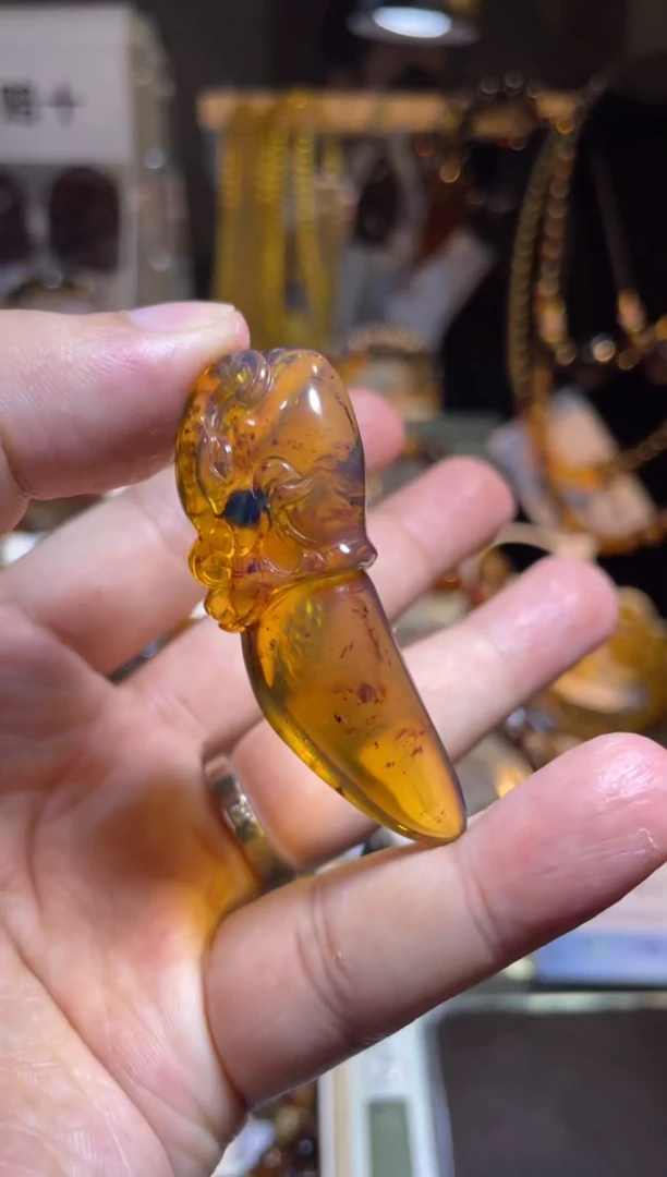 裸石琥珀未镶嵌金珀 狼牙10克