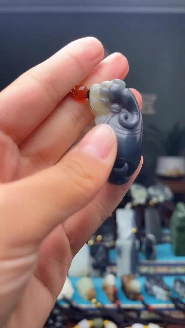 未镶嵌和田玉挂件1