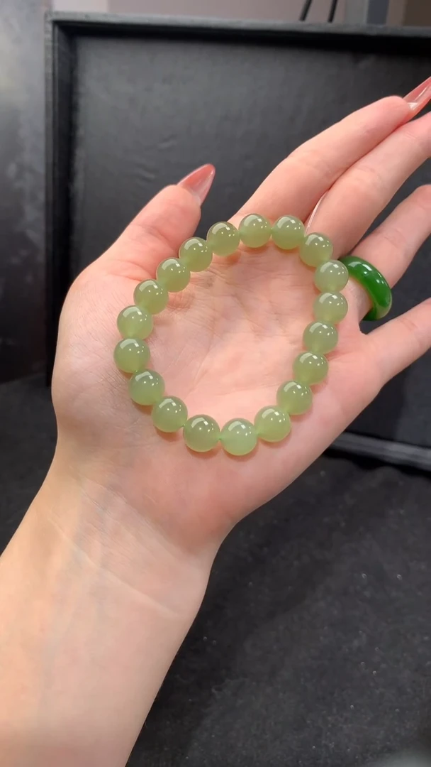 【闪购商品】和田玉手链未镶嵌Q10晴水葡萄肉手串多少多样性发一串