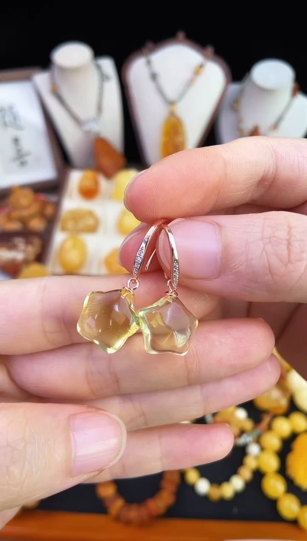 琥珀未镶嵌珠宝奇石柒月