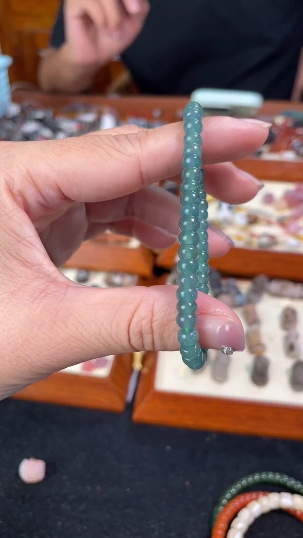 翡翠未镶嵌颈饰直切手链5mm+