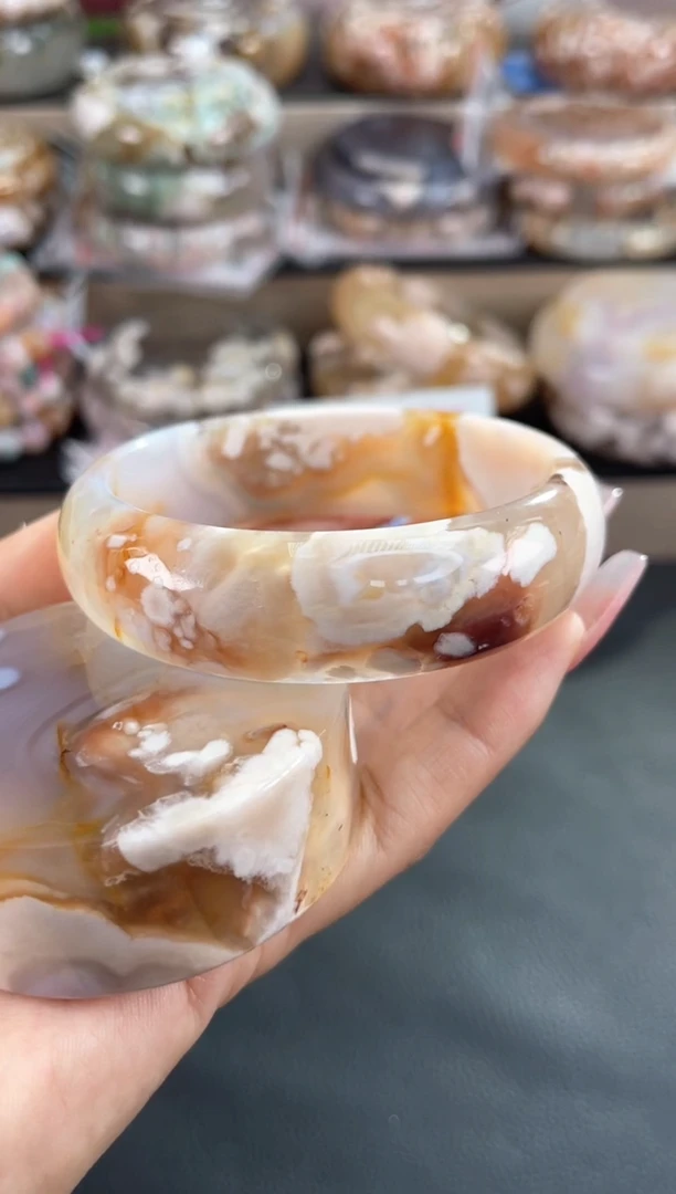 未镶嵌手镯石英质玉62