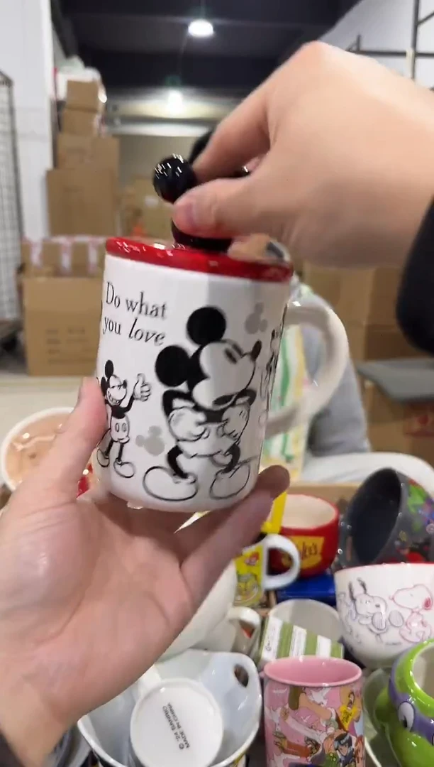 瓷片原盒米奇手稿带盖杯