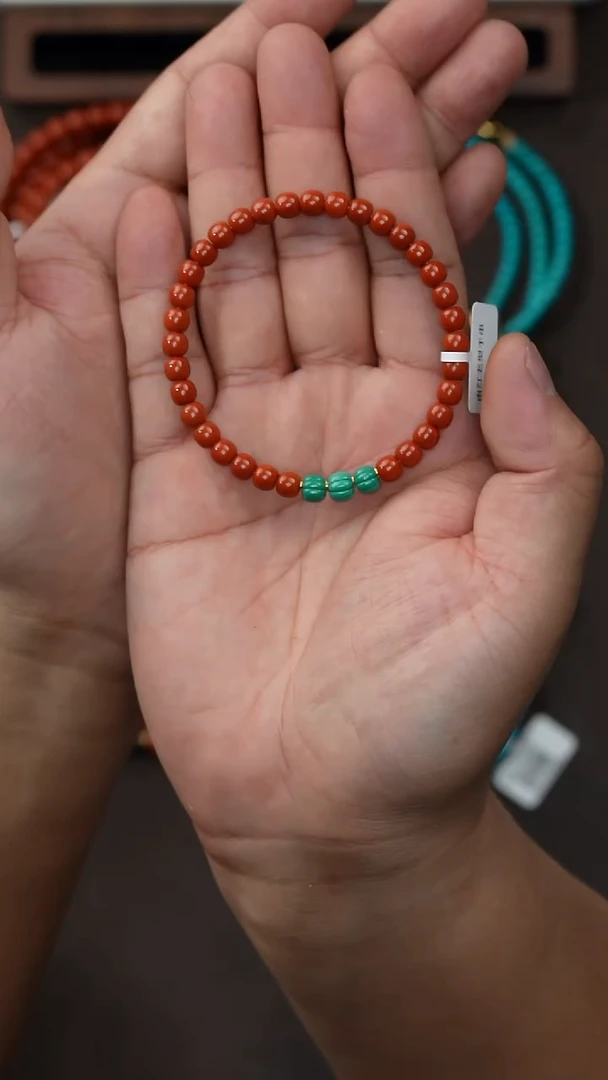 未镶嵌手串南红玛瑙是****我南红手串