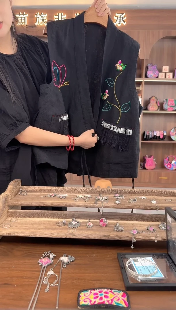 织绣扶光苗绣传承L18