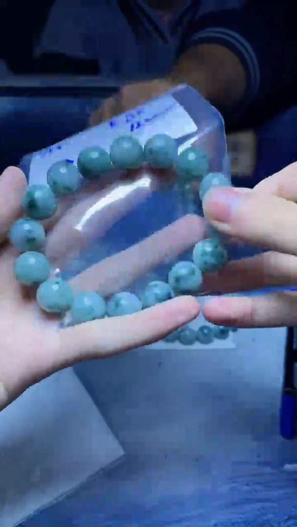 【闪购商品】定制翡翠未镶嵌珠串