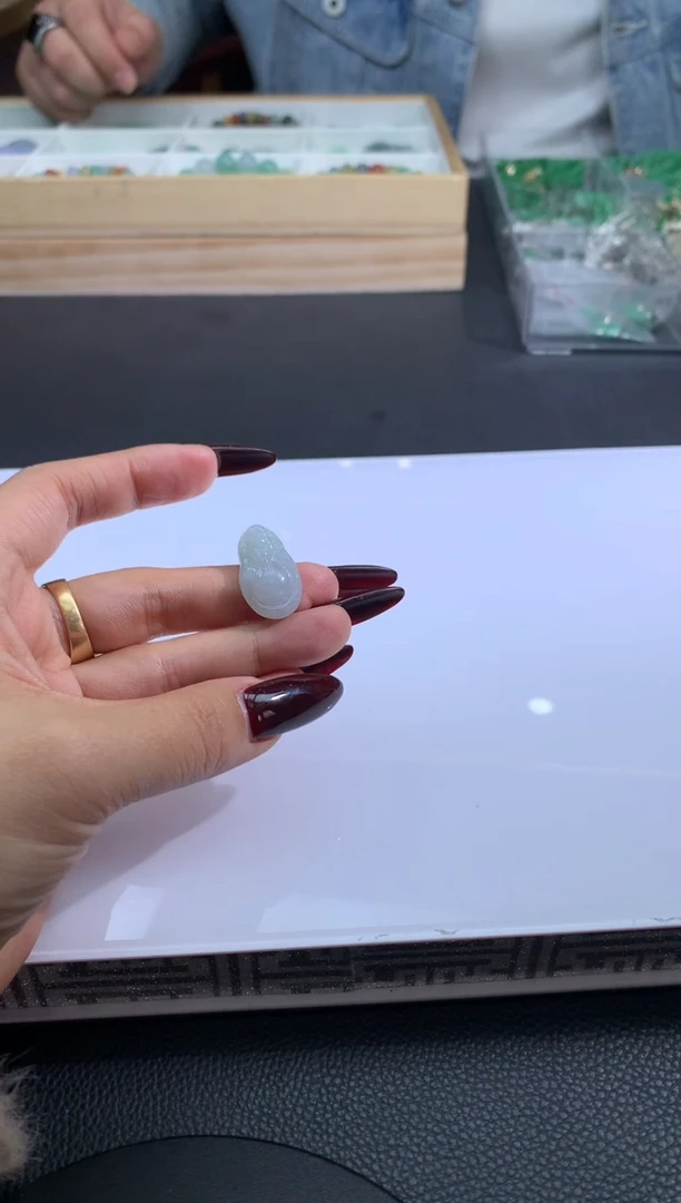 【闪购商品】定制翡翠未镶嵌翡翠