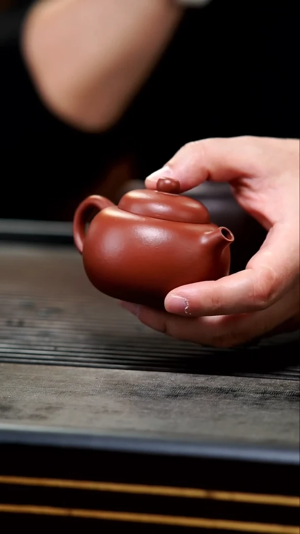 【闪购商品】紫砂茶壶12-瑕疵半手朱泥纳福110cc