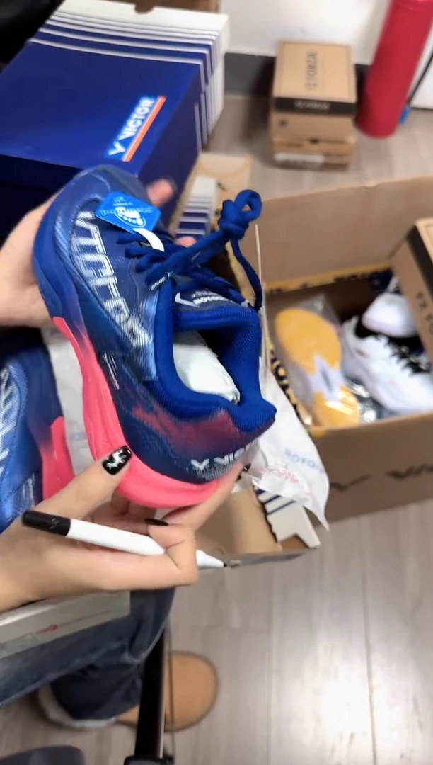 76 正品微瑕 362II 37码