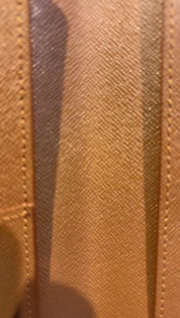 箱包按编号下单   Y092