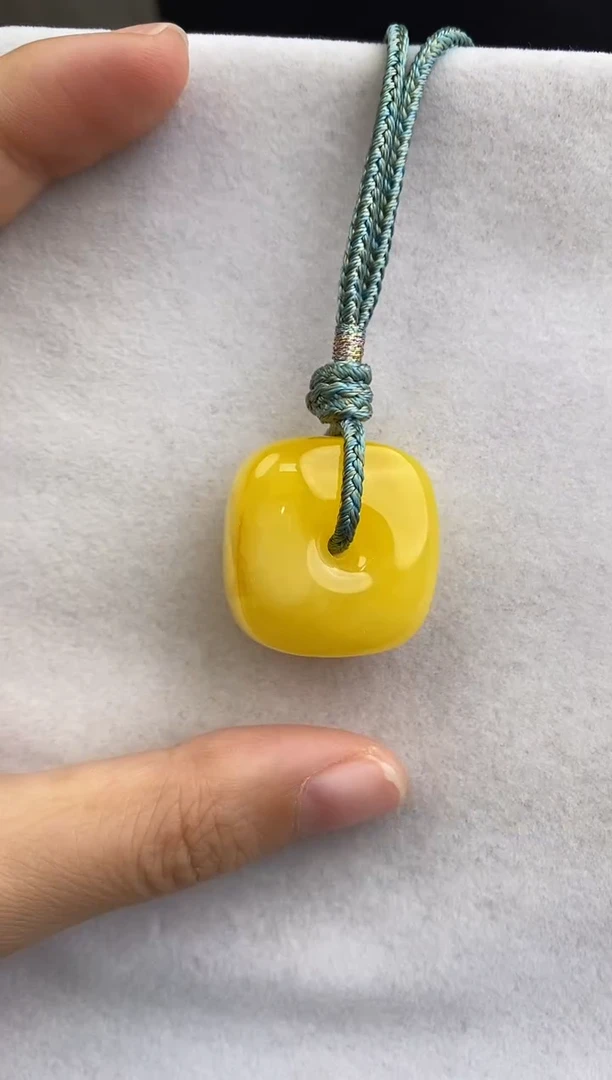 未镶嵌琥珀裸石10426051-吊坠