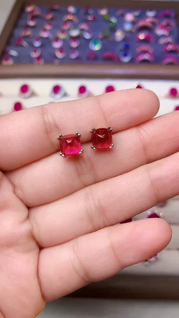 【闪购商品】红宝石耳饰银S925镶嵌000