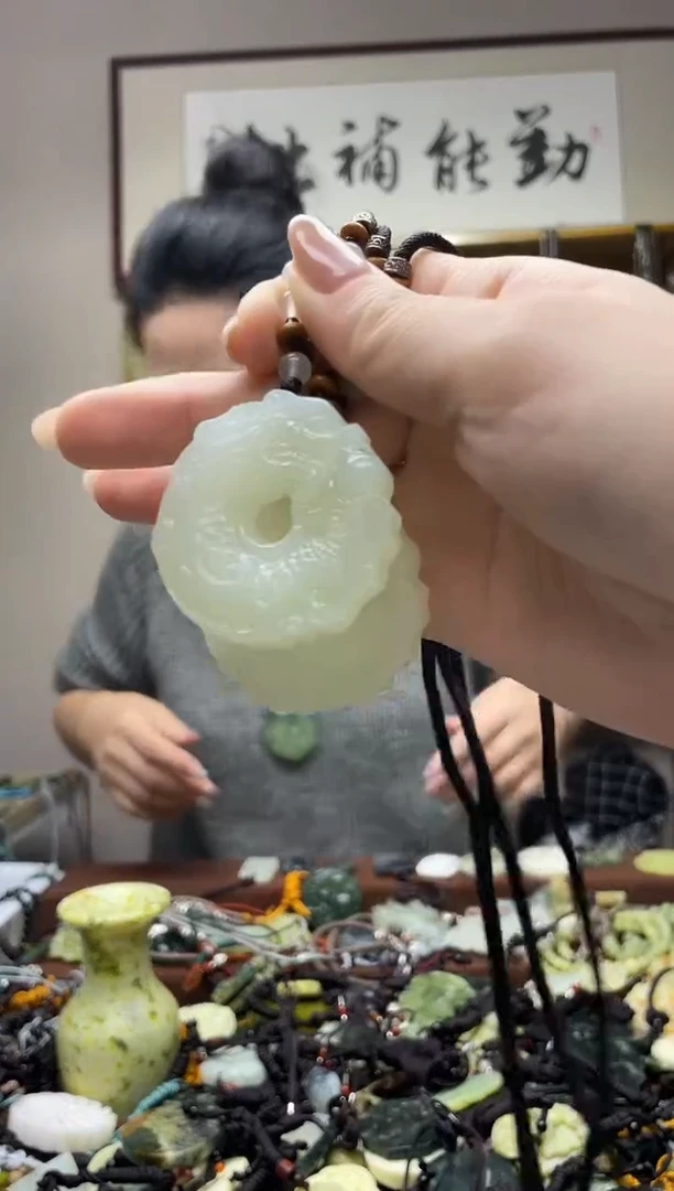 未镶嵌岫玉吊坠多样性发货拍一发一