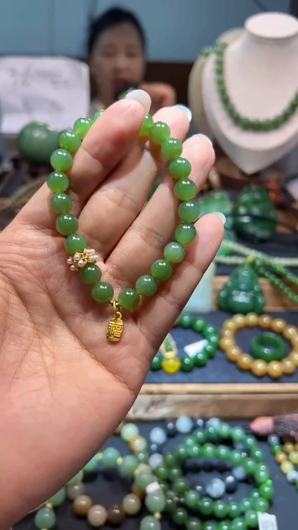 未镶嵌手串和田玉1