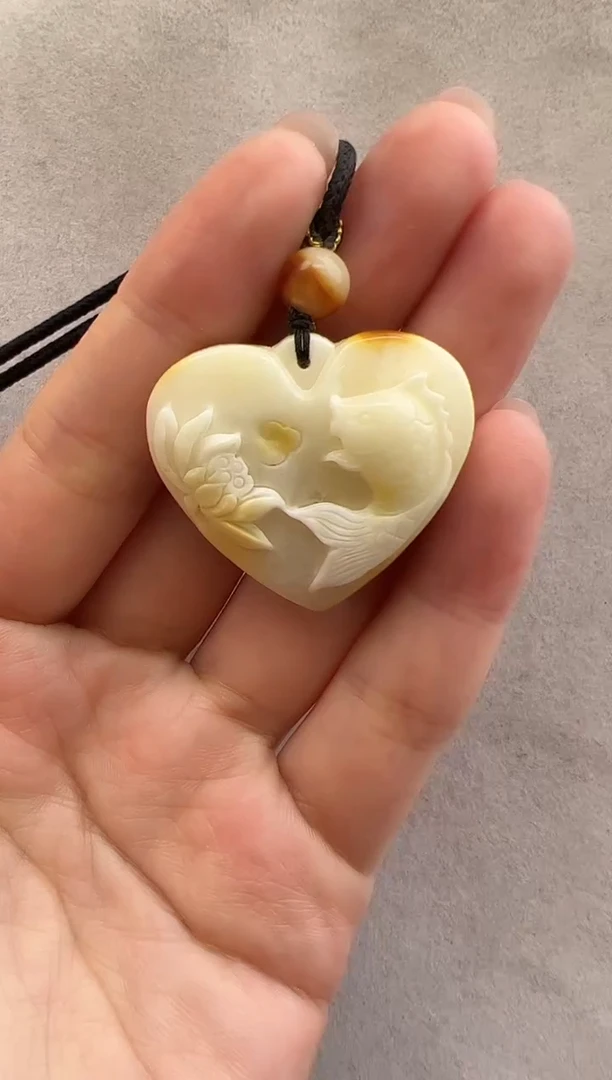 【闪购商品】琥珀裸石未镶嵌10208162-吊坠