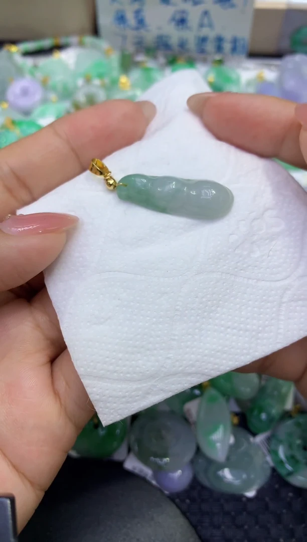颈饰未镶嵌翡翠天然缅甸A货翡翠