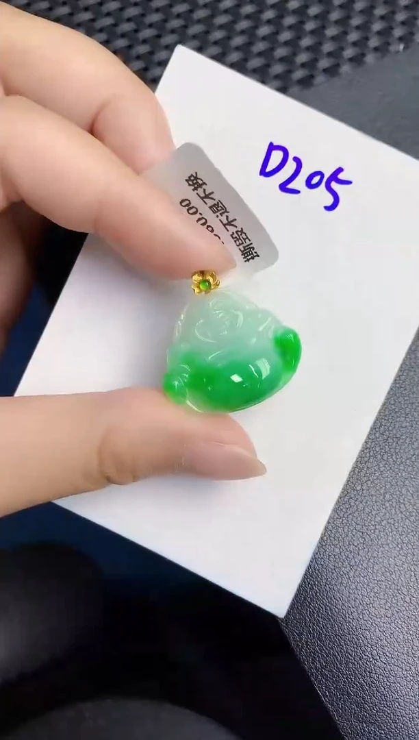 翡翠18K金镶嵌颈饰000000000