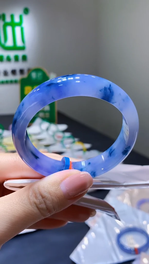 未镶嵌手镯翡翠-c101天然缅甸A货翡翠57正圈总价26.8万定金2万