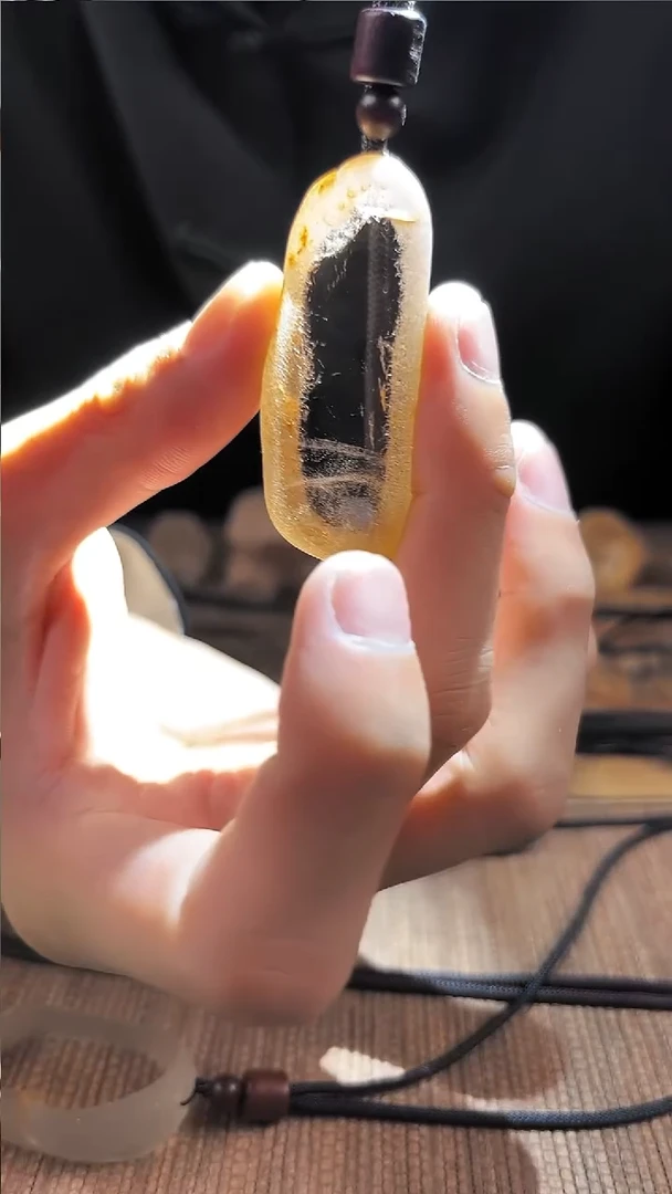 未镶嵌吊坠(赠链)水晶水晶