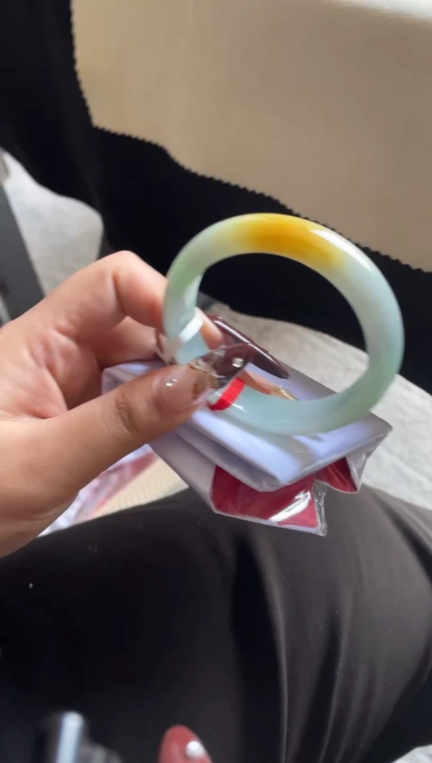 未镶嵌手镯翡翠三天鉴赏期