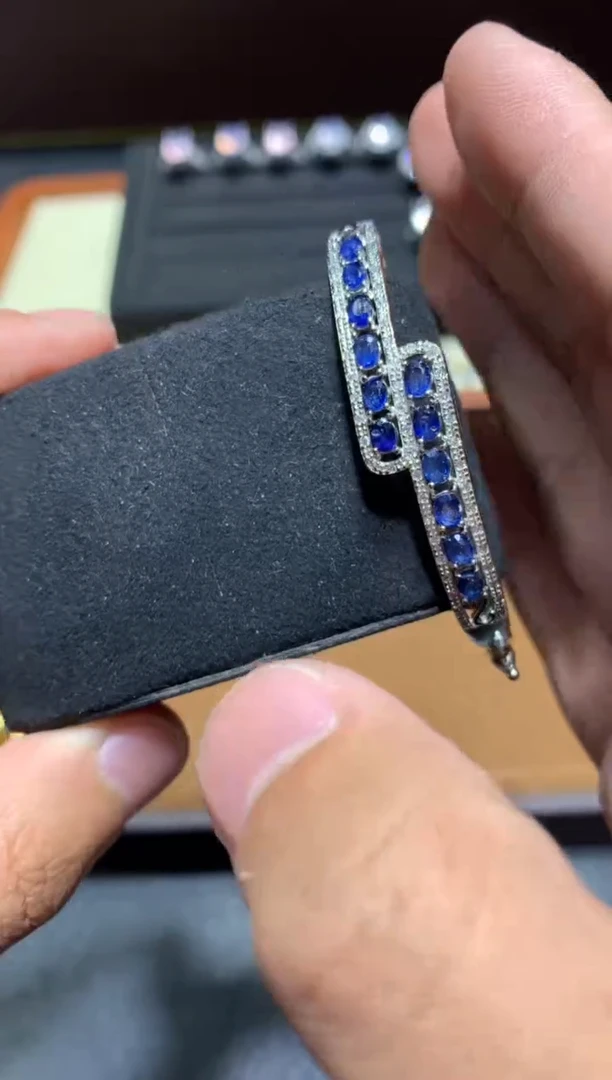 半镯蓝宝石未镶嵌P153【多样性发其一】