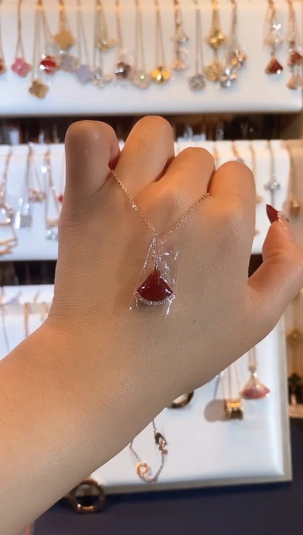 【闪购商品】钻石套链18K金镶嵌钻石K玫