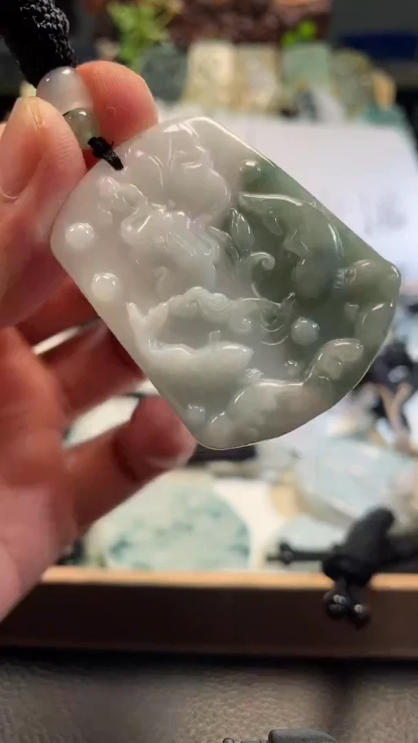 颈饰未镶嵌翡翠11/11/083