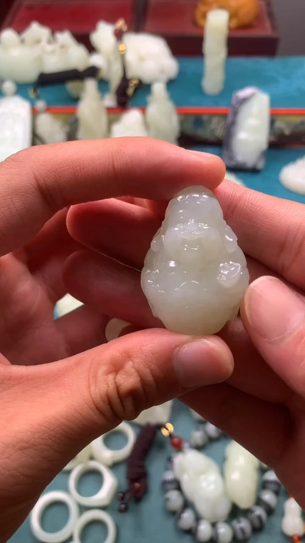 和田玉未镶嵌颈饰十*