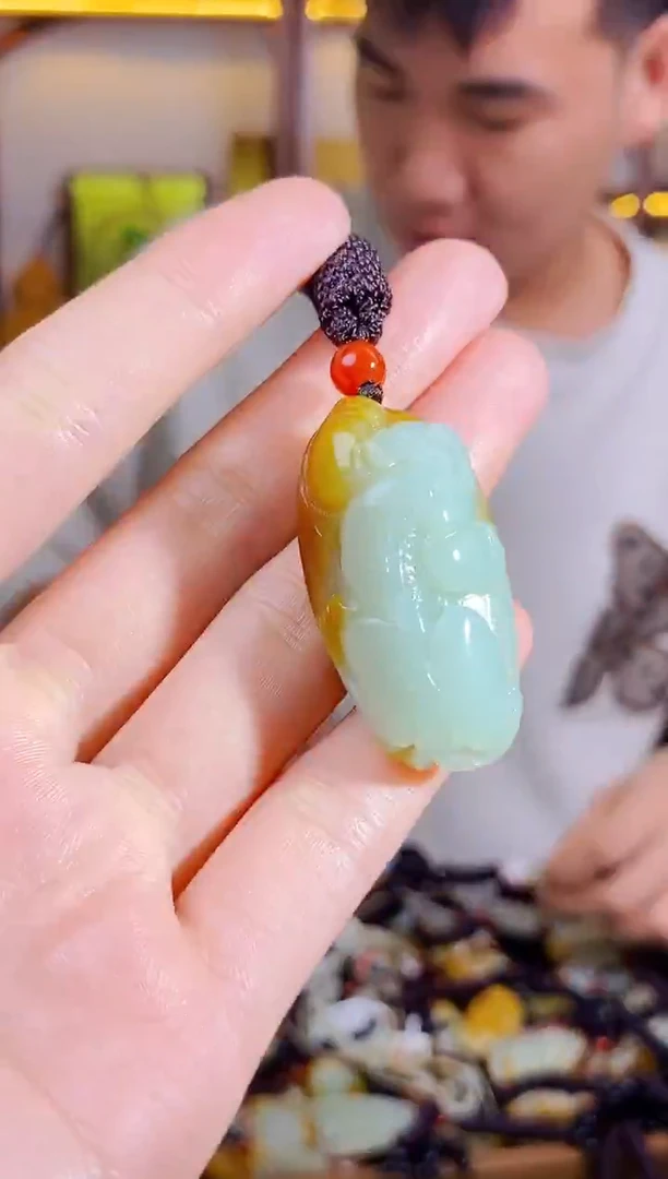 【闪购商品】和田玉颈饰未镶嵌1