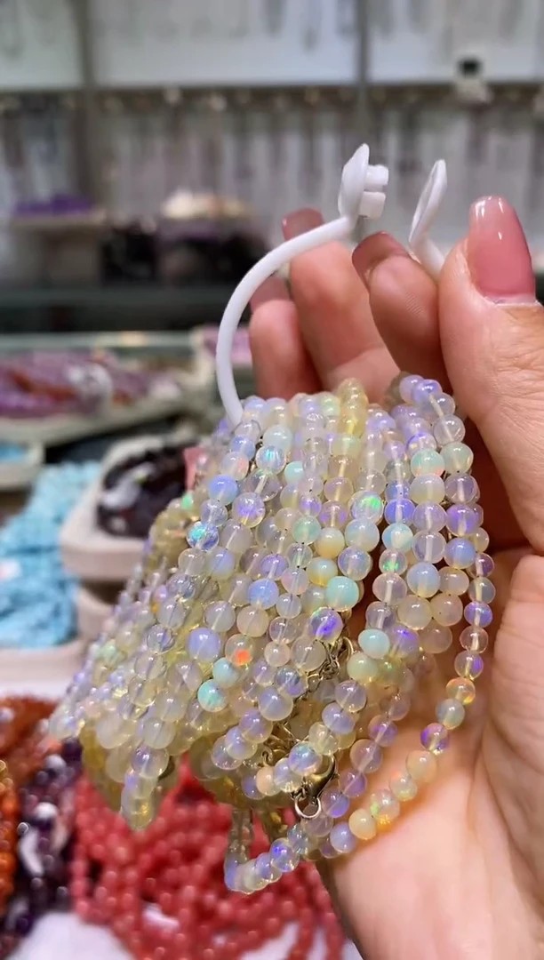 未镶嵌欧泊手链多样性发其一