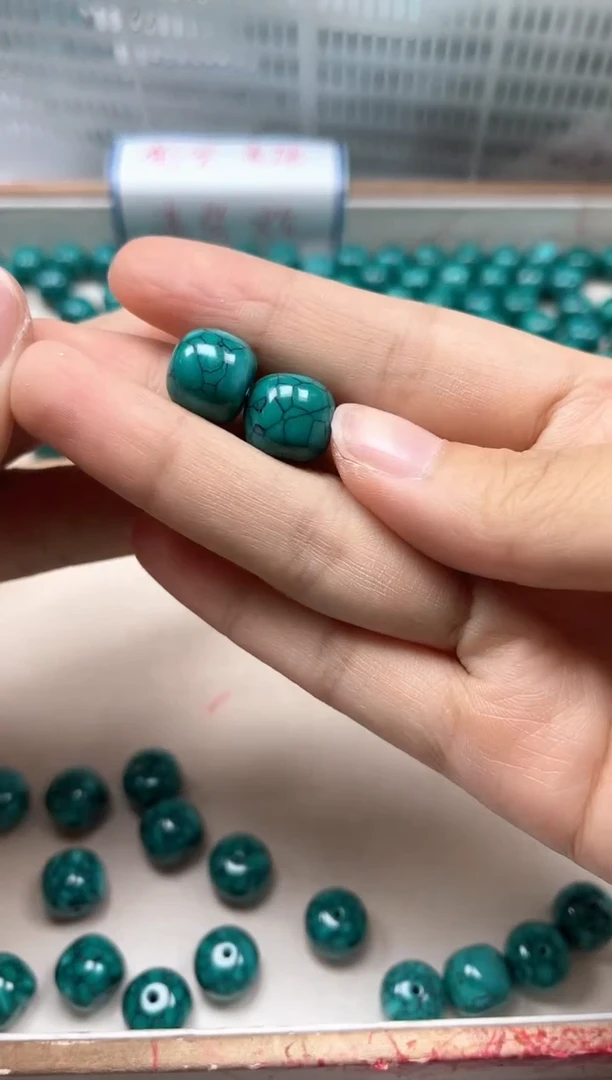 手饰玛瑙未镶嵌M944 绿淞乌兰花老型12*11mm2个12元