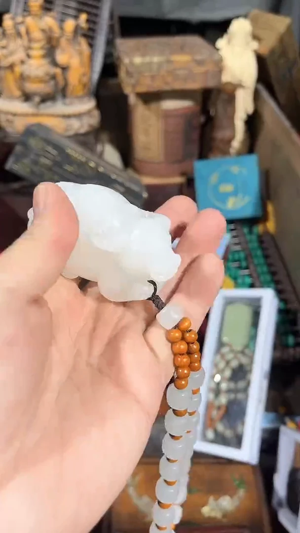 【闪购商品】和田玉挂件未镶嵌牛