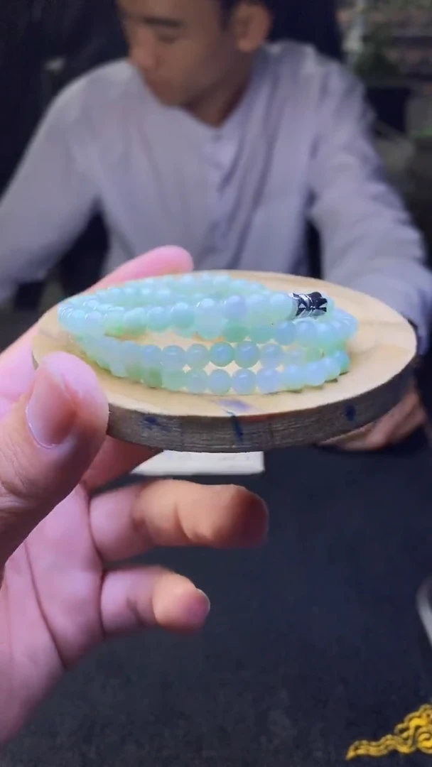 定制翡翠未镶嵌天然缅甸A货翡翠，多样性发货，拍一发一