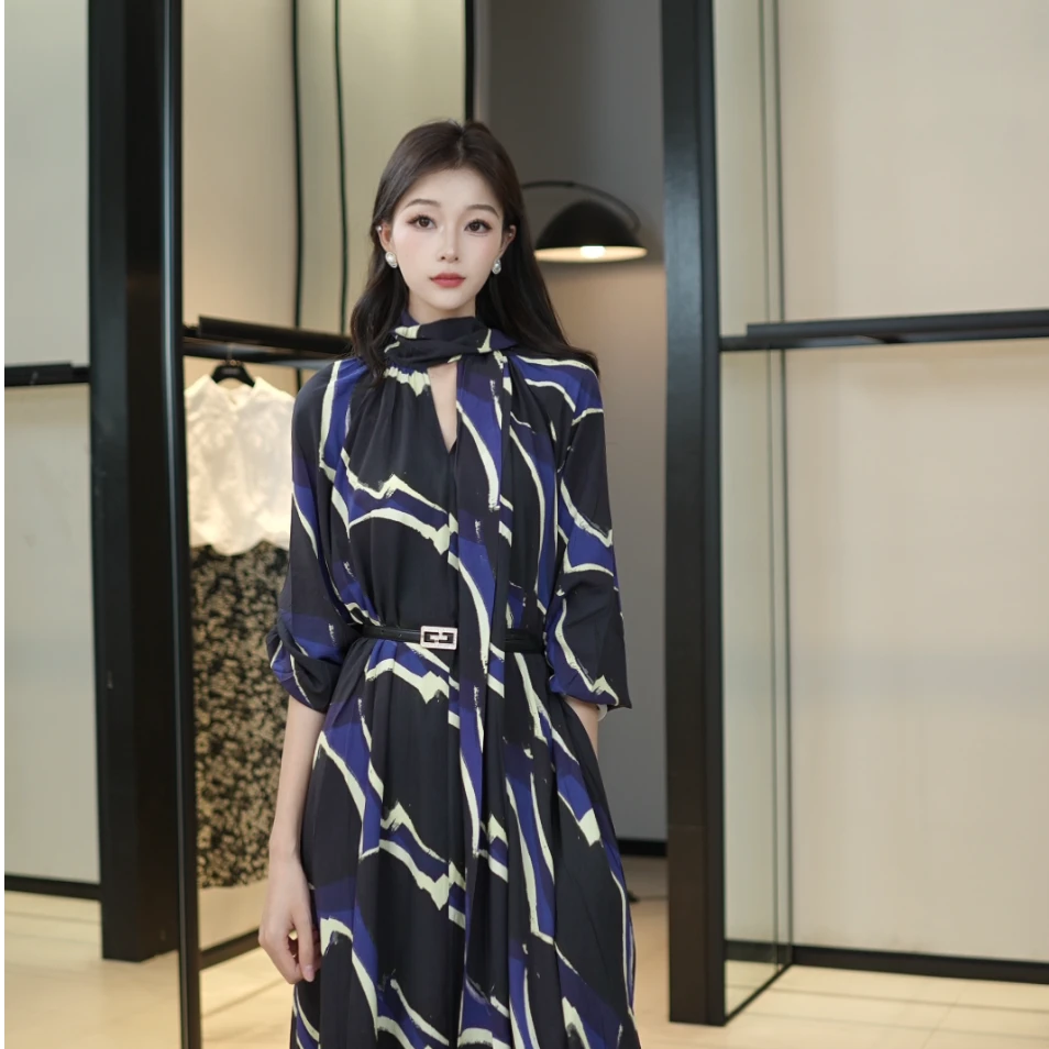 GIRDEAR/哥弟气质复古法式碎花印花长袖连衣裙150046