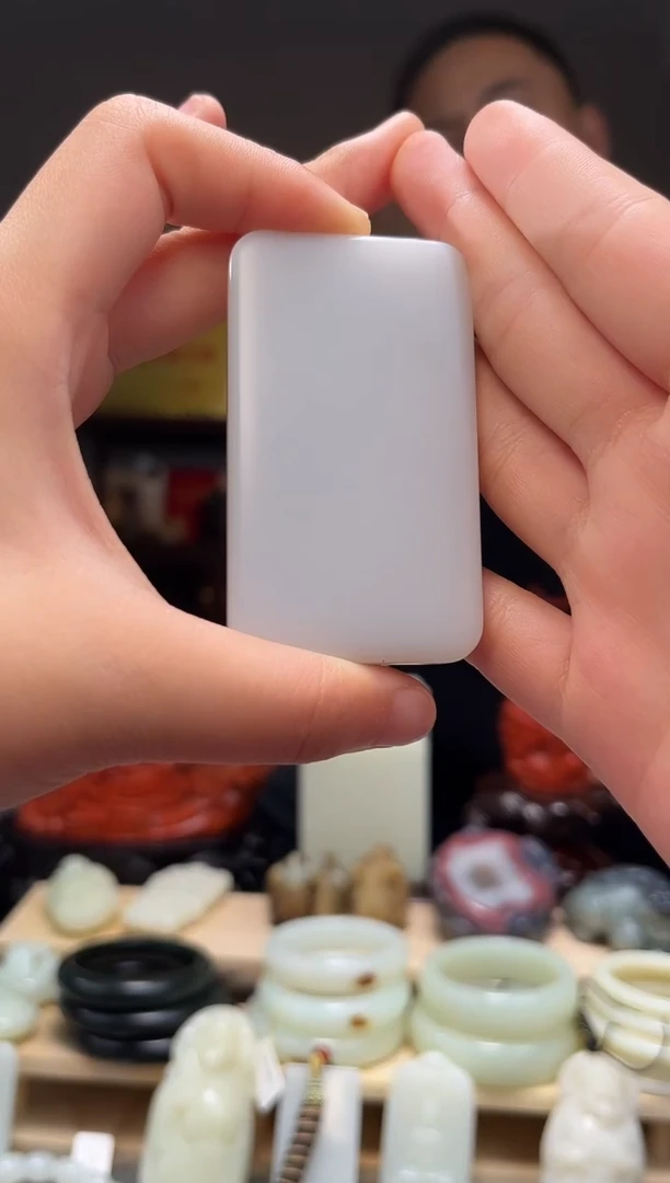 颈饰未镶嵌和田玉吊坠47