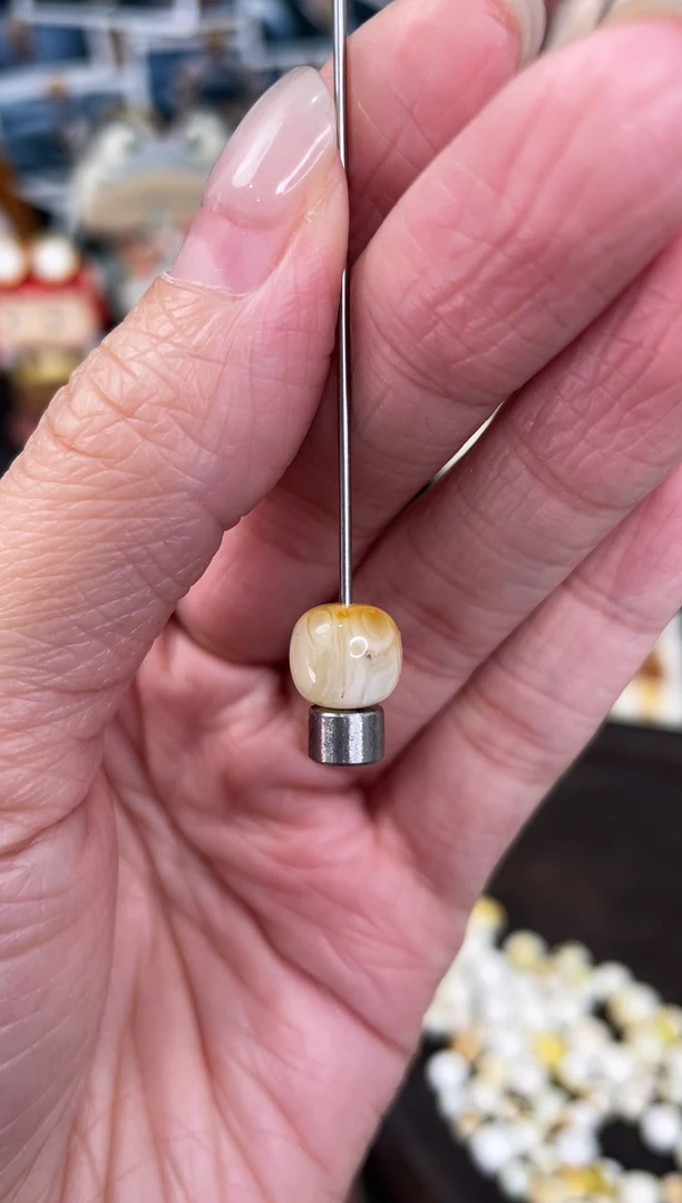 裸石琥珀未镶嵌蜜蜡