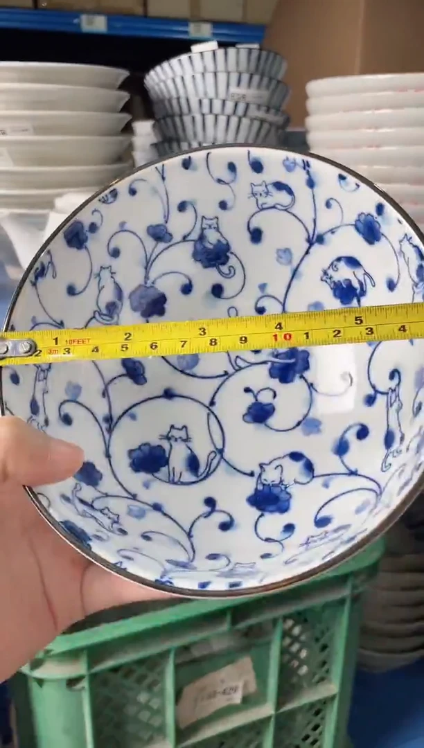 陶瓷舞猫唐草面碗（新款白瓷） 微瑕