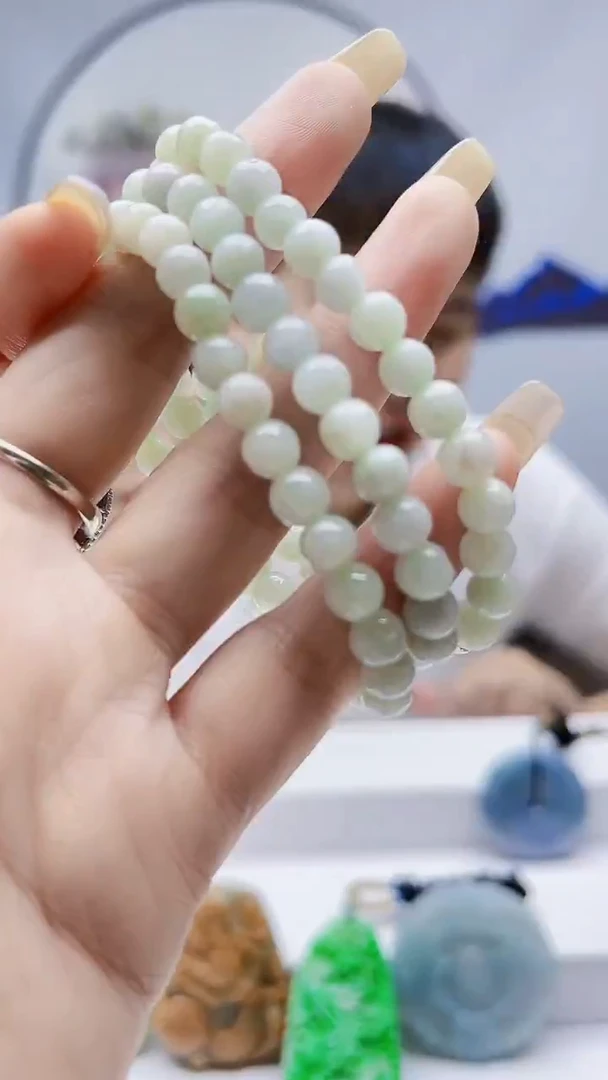 未镶嵌定制翡翠毛货挂件40