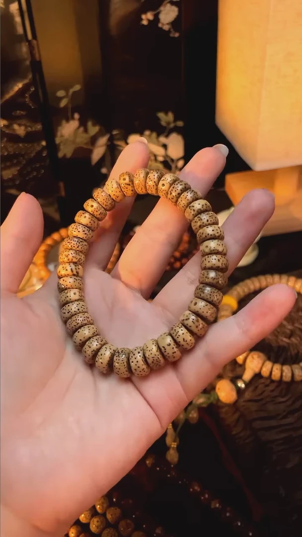 手串星月菩提精工级陈籽药片手串（白）